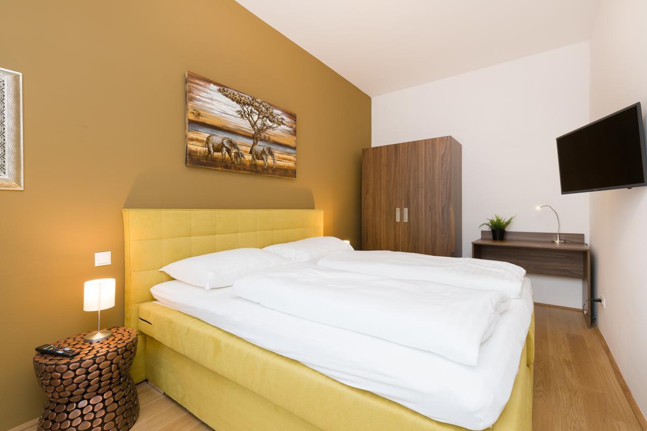 Pezzl 1170 Viena