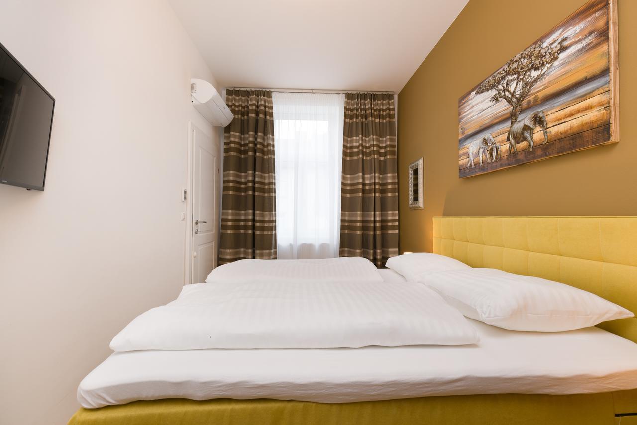 Pezzl 1170 * Viena